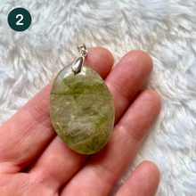 Charger l&#39;image dans la galerie, Quartz vert - Pendentifs