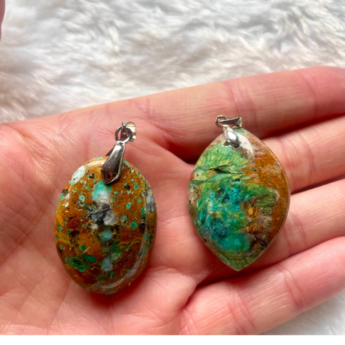 Chrysocolle (de Madagascar) - Pendentifs