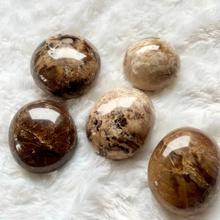 Charger l&#39;image dans la galerie, Opale noire de Madagascar - Galets