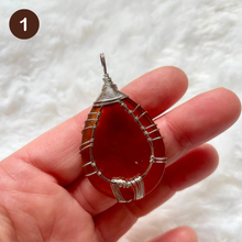 Charger l&#39;image dans la galerie, Pierres et arbre de vie - Pendentifs