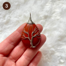 Charger l&#39;image dans la galerie, Pierres et arbre de vie - Pendentifs