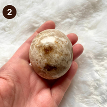 Charger l&#39;image dans la galerie, Opale noire de Madagascar - Galets