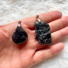 Charger l&#39;image dans la galerie, Gabbro - Pendentifs