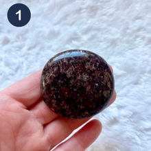 Charger l&#39;image dans la galerie, Lépidolite - Galets