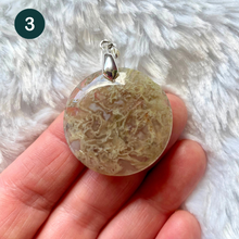 Charger l&#39;image dans la galerie, Agate fleur mousse - Pendentifs