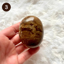 Charger l&#39;image dans la galerie, Opale noire de Madagascar - Galets