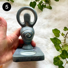 Charger l&#39;image dans la galerie, Statue Déesse - Bougeoir