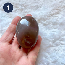 Charger l&#39;image dans la galerie, Agate (noire et blanche) - Galets