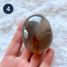 Charger l&#39;image dans la galerie, Agate (noire et blanche) - Galets