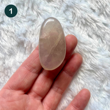 Charger l&#39;image dans la galerie, Quartz bleu rose - Galets plats