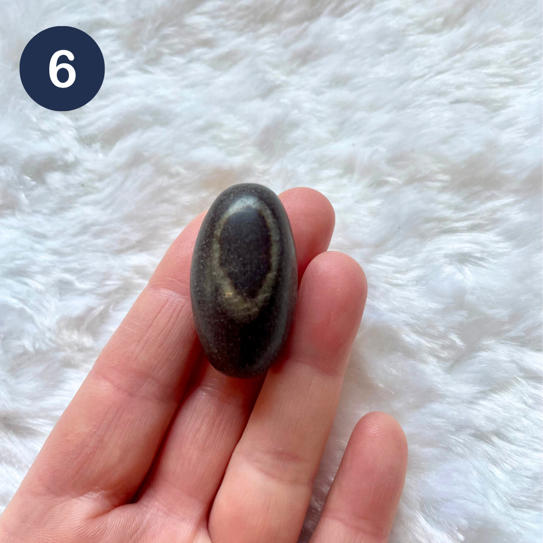 Shiva Lingam - Gros modèles et pierres roulées