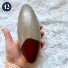 Charger l&#39;image dans la galerie, Shiva Lingam - Gros modèles et pierres roulées