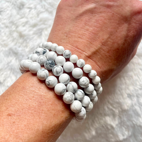 Howlite - Bracelets